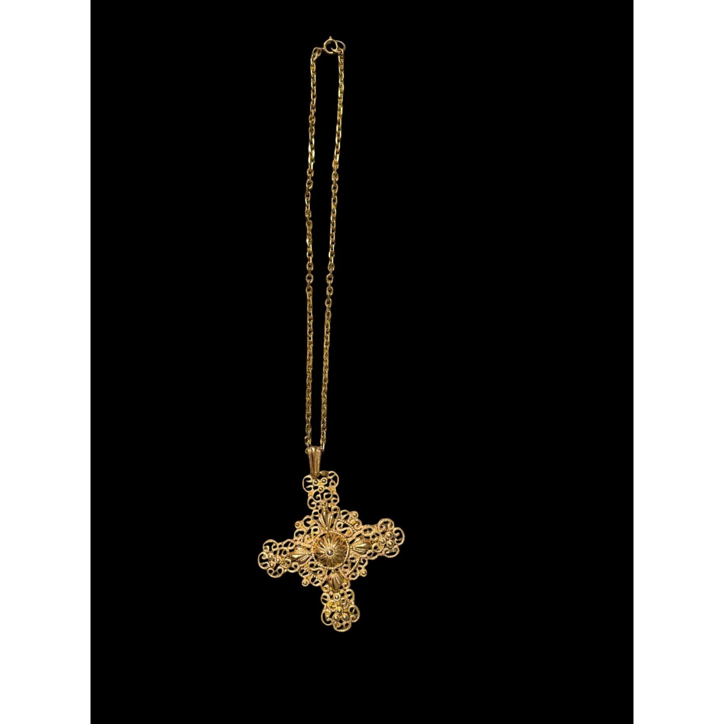 Vintage Crown Trifari Gold Tone Filigree Cross Pendant Necklace