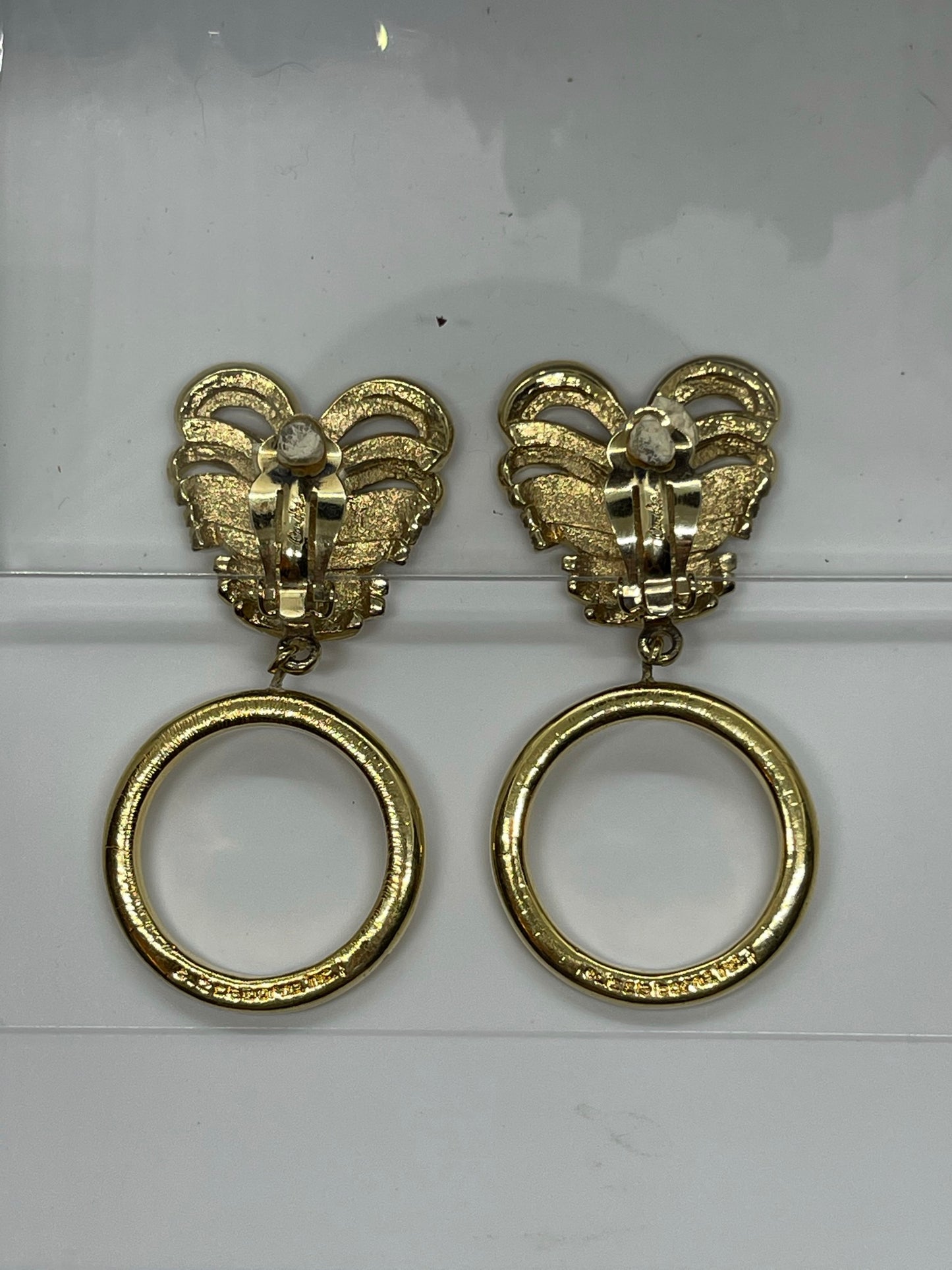 Vintage Liz Claibourne Gold Leaf Drop Clip Earrings